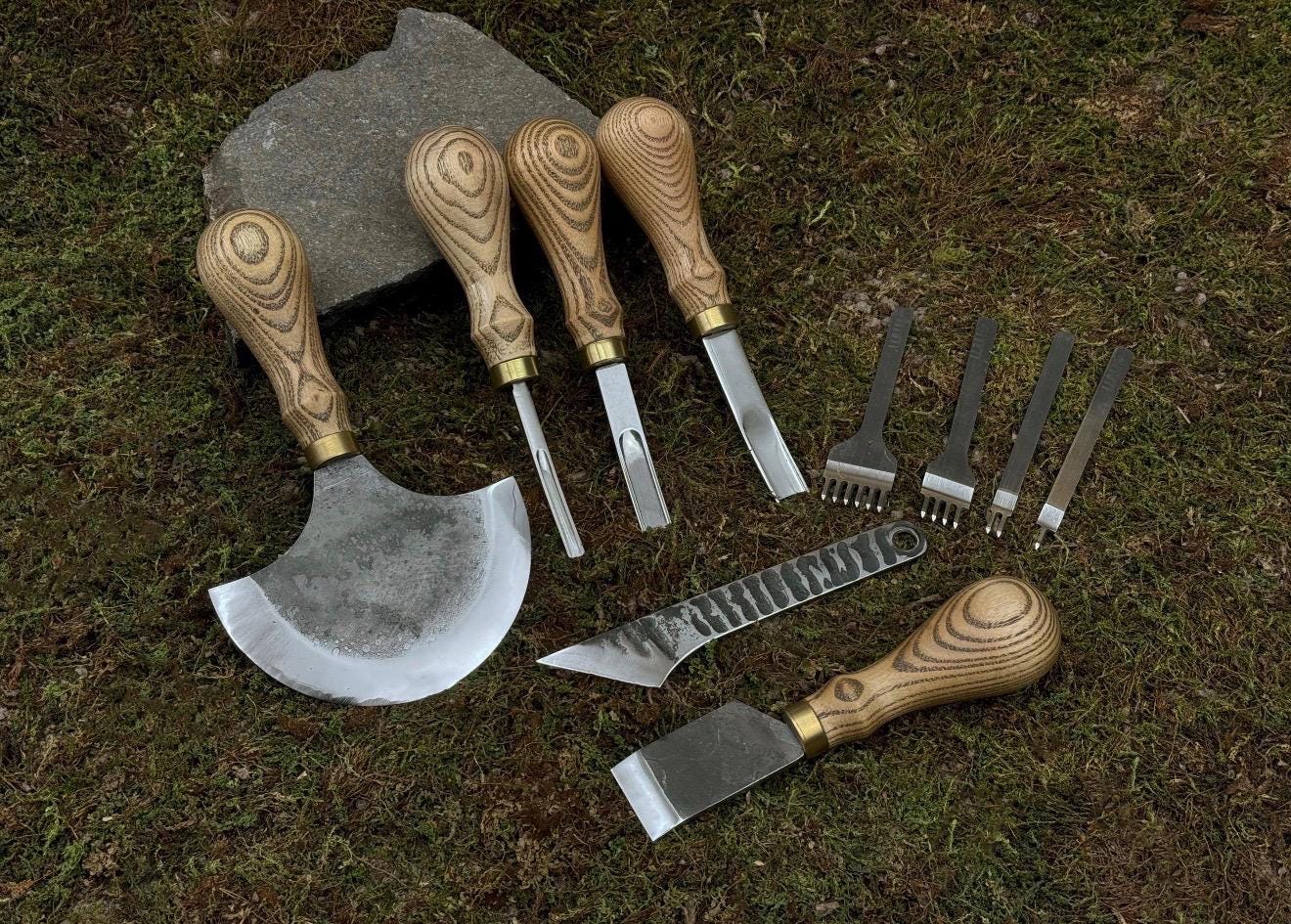Professional Leatherworking Tool Kit – Cutting Knife, Beveler, Stitching Chisels & Accessories
