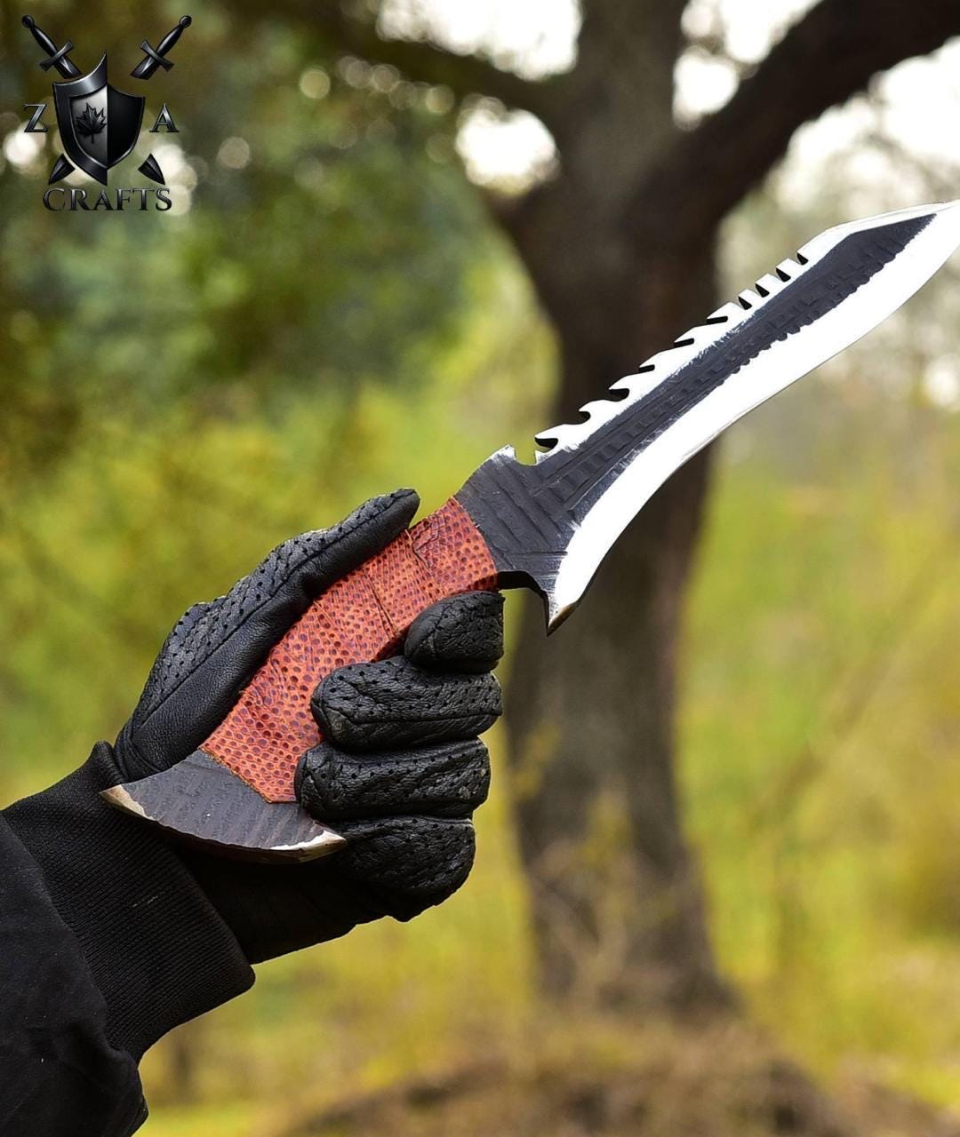 Hand-Forged Carbon Steel Bowie Knife: Custom Hunting Blade & Leather Sheath