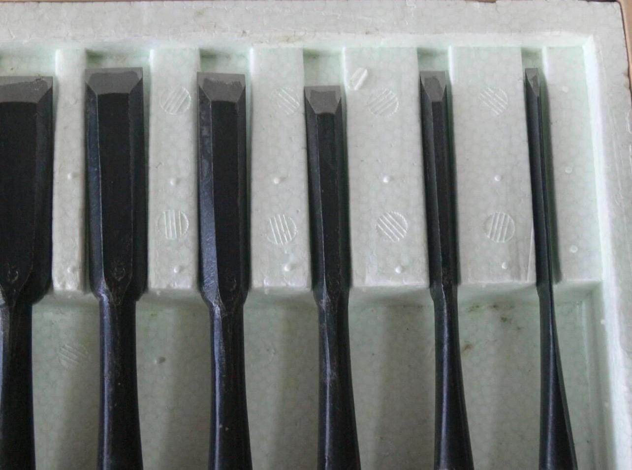 Handmade Woodworking Chisel Set | Traditional Wood Carving Tools for Craftsmen & Carpenters