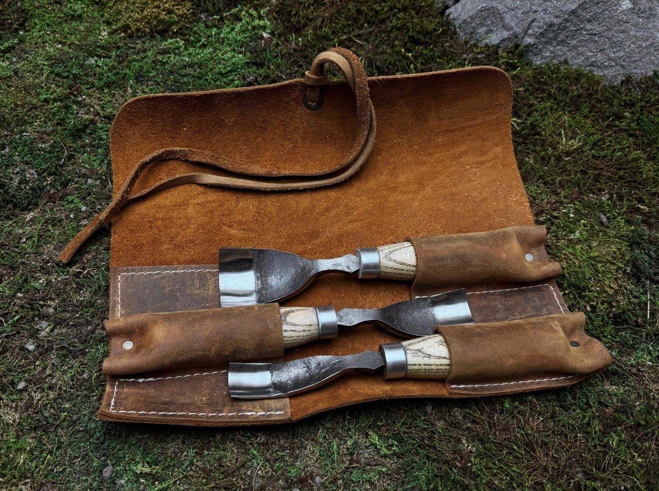 Hand-Forged High-Carbon Steel Gouge Set: Wood Carving Chisels