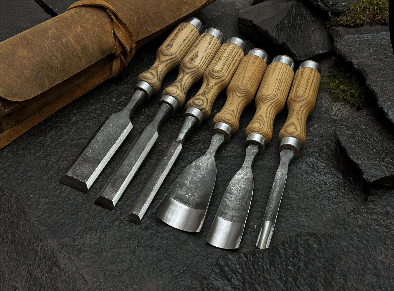 Handmade Wood Carving Chisel Set: High Carbon Steel Gouges, Leather Pouch