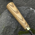 This hand-forged scorpion knife features a carbon steel 52100 blade and comes with a leather case. It’s perfect for bowl, cup carving, spoon